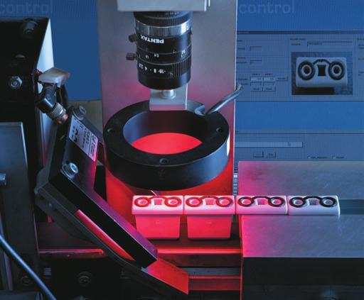 LKH uses 3D measuring machines, camera-controlled manufacturing cells, measuring microscopes, residual moisture measurements, compression-tension testing