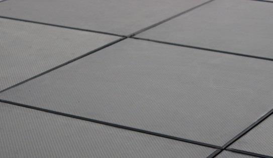 floor. The PV tiles comply with the anti-slip regulation and supports 400 kg in point load test.