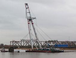 From a simple hoisting job with one hydraulic crane to a complicated project with a range of equipment - Wagenborg