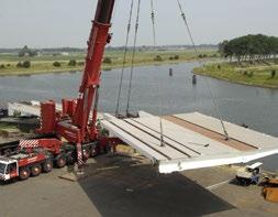 Equipment: LR1750 crawler crane with 260 tonnes counterweight 3.