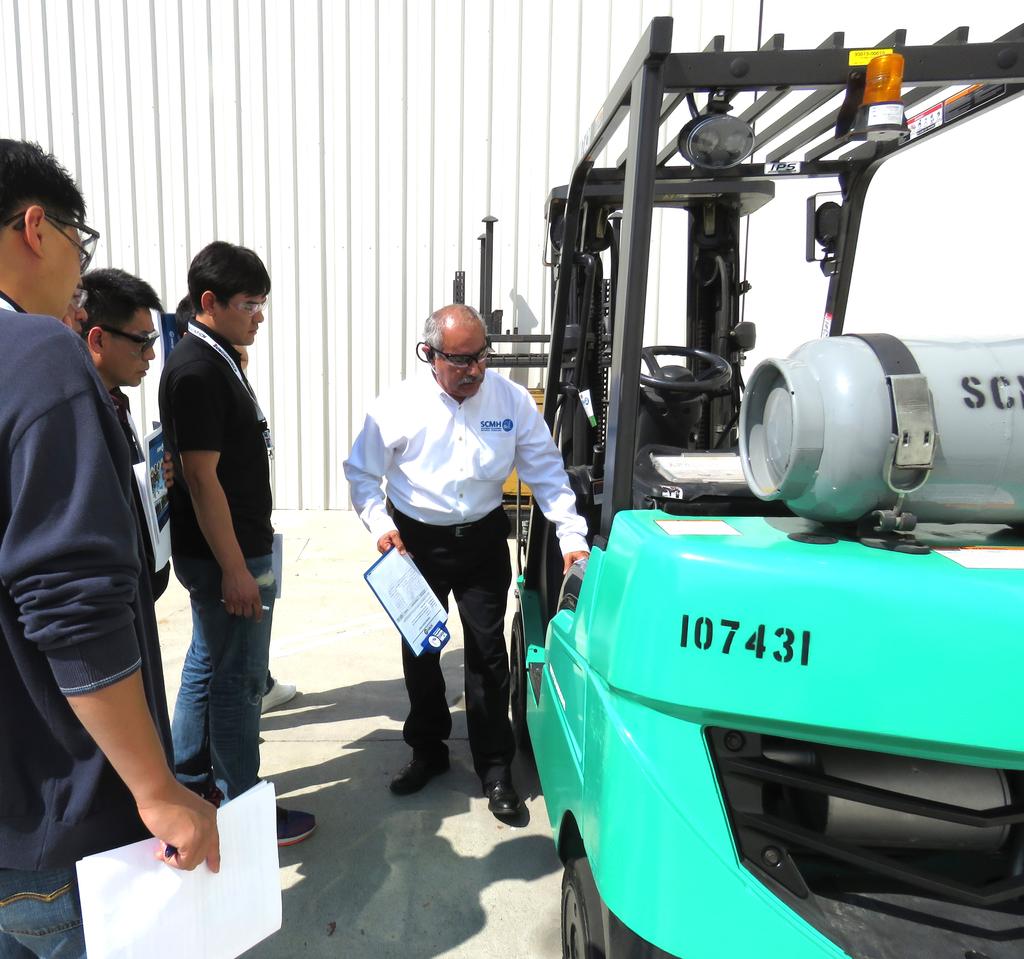 TRAIN-THE-TRAINER COURSES The Train-the-Trainer courses empower you to train forklift operation in your own organization.
