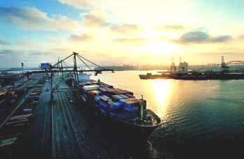 Ports of Los Angeles and Long Beach Largest port complex in the U.S. Fifth largest in the world Highest throughput per acre in U.S. $256B in trade annually Nearly 40% of all waterborne U.