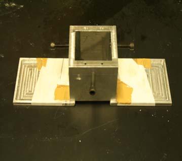 The idea is to lower a chilling plate mounted on the z-axis after the deposition of each water layer to remove heart from the water and rapidly freeze it into ice.