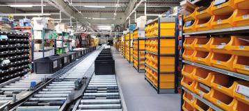 , the logistics operator of the TIM company, has a huge logistics center in the Polish city of Siechnice with a 35,000 pallet