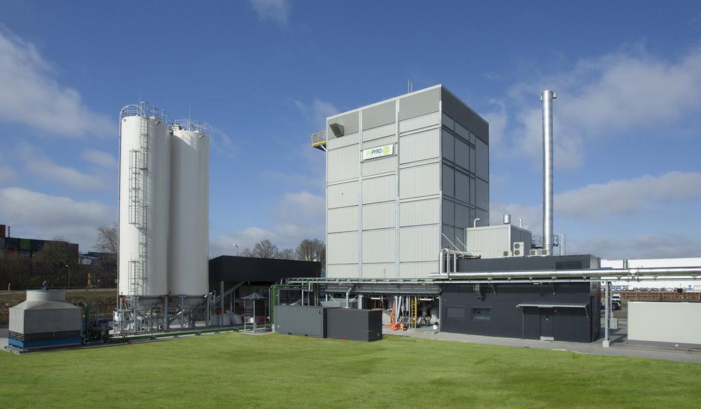 Commercial Fast Pyrolysis Bio-Oil Production Empyro in Hengelo, the Netherlands Plant Data: Capacity 120 tonnes of dry wood residue/day Feedstock Wood Residue Output per year 4 Oil 20 million litres