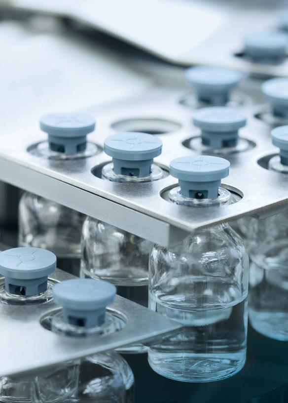 TAKING RESPONSIBILITY 15 The strictest safety standards apply in drug filling. Taking responsibility is the central sustainability goal of the Biotest Group.