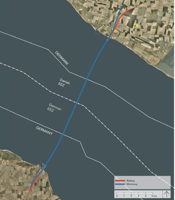 Alignment According to the conceptual design, the alignment is immediately east of Puttgarden harbour, crosses the Fehmarnbelt in a gentle S-curve and reaches Lolland approx. 1.