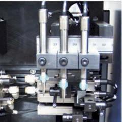 Comparative measurement determines the deviation of the workpiece with respect to a calibration standard.