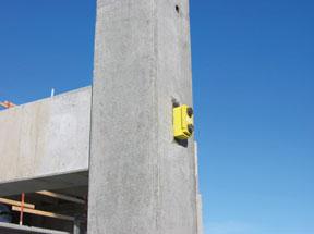 The fastening plate is cast into the column together with the main reinforcement and the corbel plate is attached to the column only after the formwork is removed.