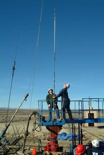 DOE Success: Hydraulic Fracture Mapping Objective Develop and test an advanced hydraulic fracture mapping system with improved instrumentation that combines seismic sensors and tiltmeters in one tool