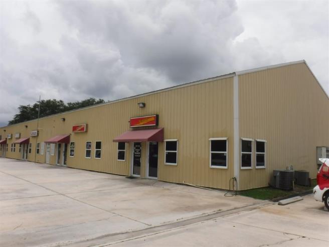 Property Details PRICE $195,000 BUILDING SIZE 1,871 sf BUILDING TYPE ACREAGE.02 AC FRONTAGE 323.81 Two warehouse condominiums with a combined area of 1,871 sq. ft.
