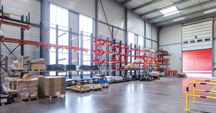 Cantilever racking The longest and largest unit loads are housed