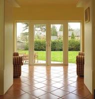 French Doors REHAU S706 70mm & REHAU-Tritec 60mm 2 Characteristics 70mm system has a choice of chamfered profi les using S706 or fully sculptured using the REHAU-Edge system REHAU-Tritec 60mm system