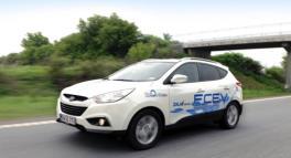 mobility for Fuel Cell Electric Vehicle (FCEV) passenger cars + Upfront investment in infrastructure limited to one (few) H2 station(s) at central depot + High utilization and predictable H2 demand