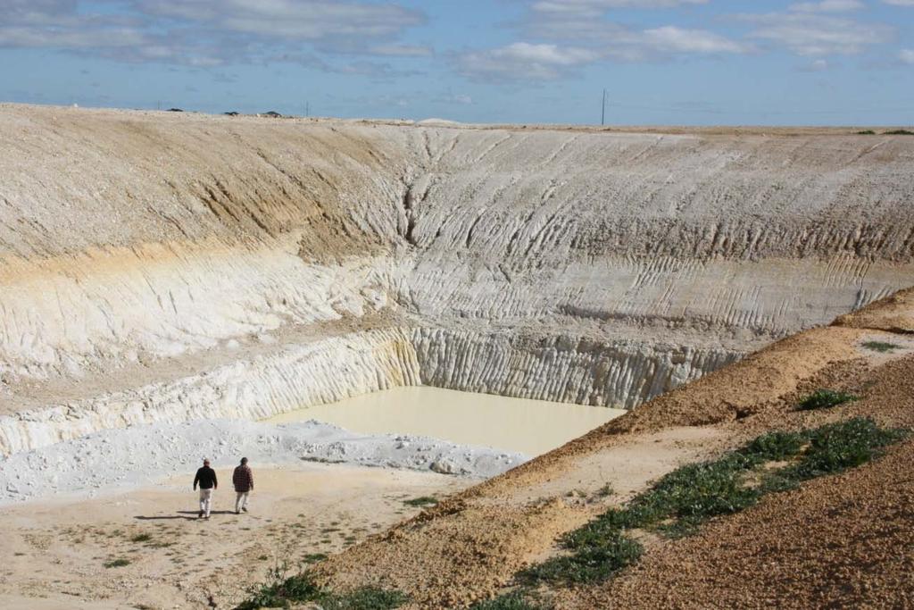 Test Pit Figure 2: Kaolin test pit located on E70/3923 at Kelly