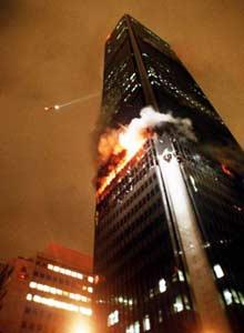 First Interstate Bank Los Angeles, CA 1988 Fire spread from 12 th to 16 th floor through improperly protected