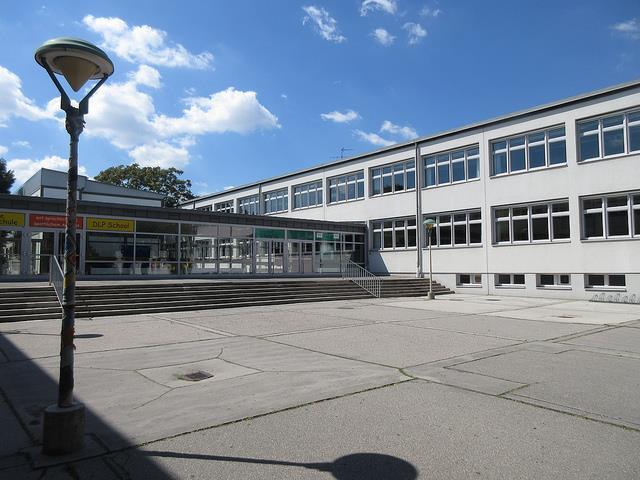 New Secondary School NMS Enkplatz I and II