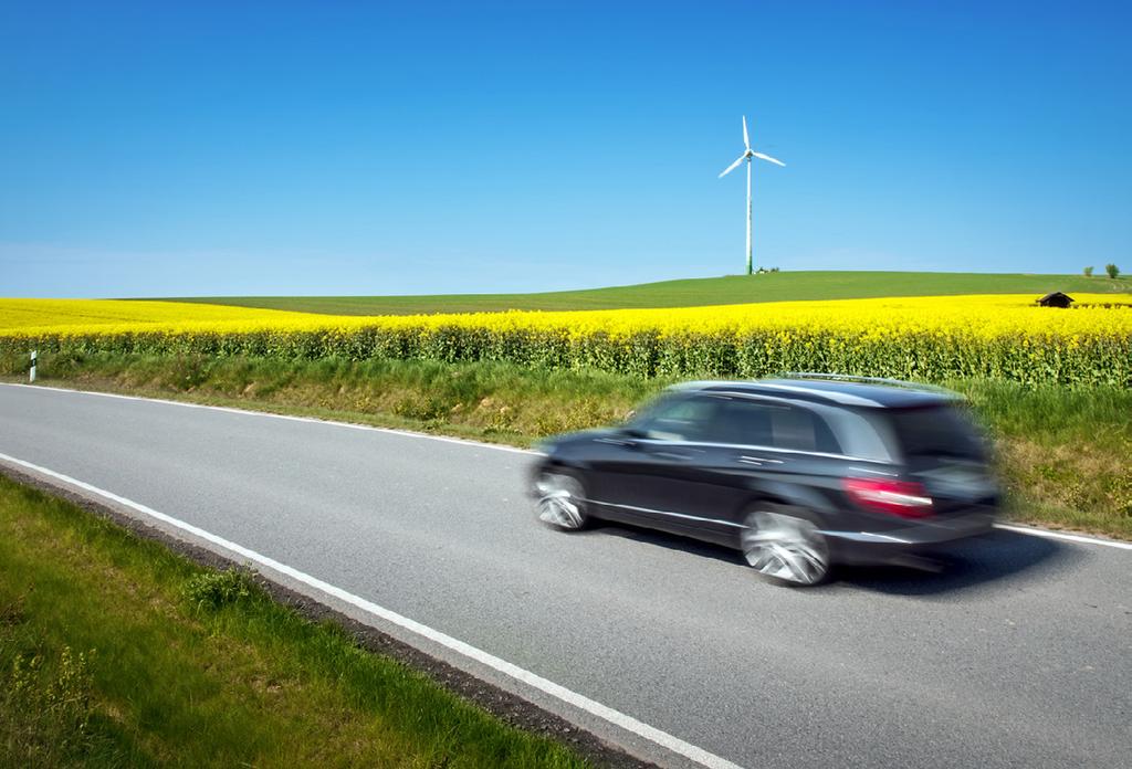 6 Climate Impact How high are the greenhouse gas emissions of electric cars? On the roads, electric cars do not emit any CO 2 or any other greenhouse gases.