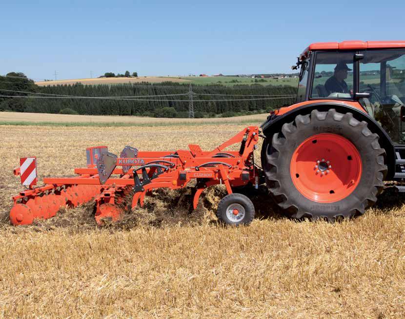 FOR STUBBLE CULTIVATION OR SOIL LOOSENING CU2000 SERIES The CU2000 Series is equipped with the technical features of the CU3000 Series with 3 rows.