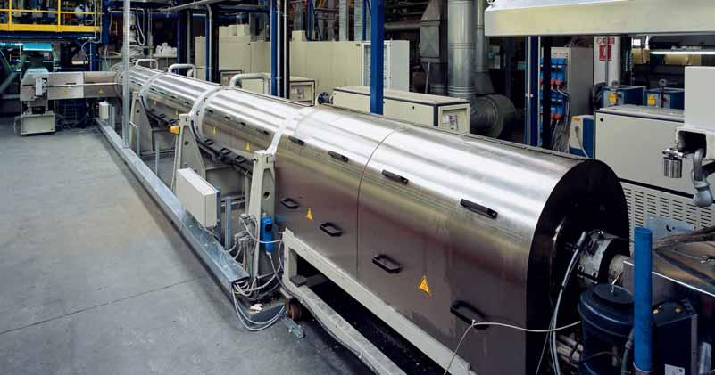 Schaumtandex ZE110/KE400 PRODUCT INFORMATION IN DETAIL Schaumtandex ZE/KE lines for high quality requirements and extreme troughput rates Stepping up efficiency in foam extrusion Schaumtandex ZE/KE