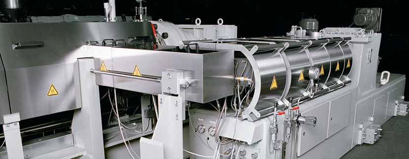 with kneading disks at various offset angles Blisters and returning elements The optimum processing section The processing section of the twin-screw extruder