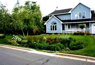 Green Infrastructure - Examples Rain Gardens Rain gardens are versatile features that can be installed in almost any unpaved space.