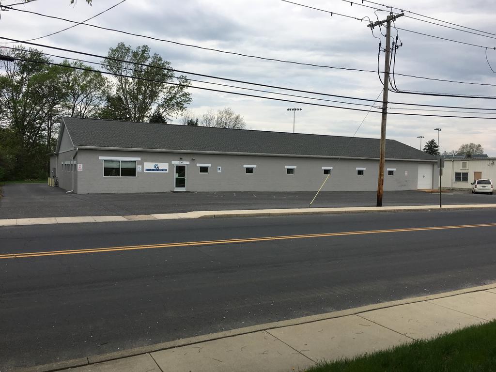 1st and Holiday Hair Close to I-81 exits 48 and 49 and downtown Carlisle Available August 5, 2018 It is hereby disclosed that Jack Shepley is a partner in the ownership of this property and is a