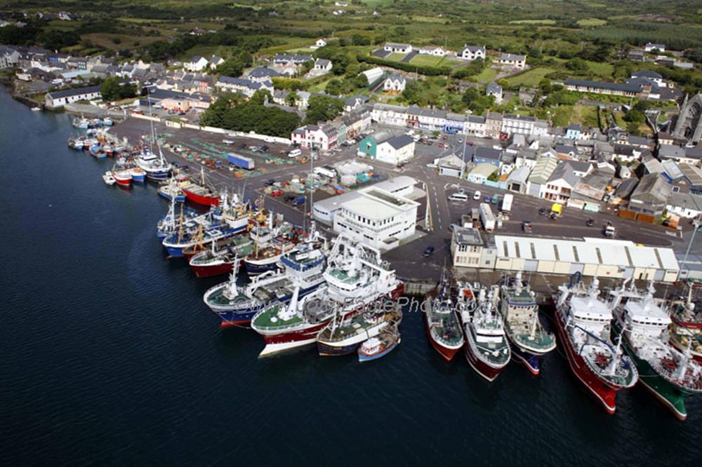 Fishing Ports Fishing ports can be inland ports or seaports.
