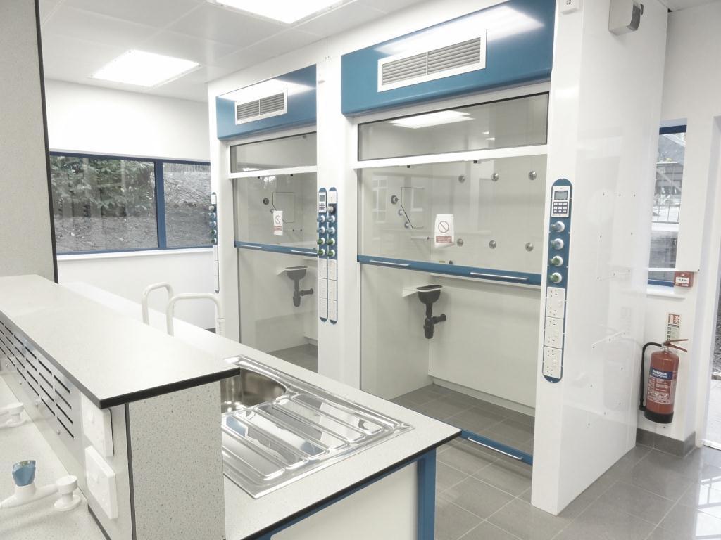Scrubbers & Filtration Systems Wet stations Downflow and Ventilated Benches Custom Enclosures &