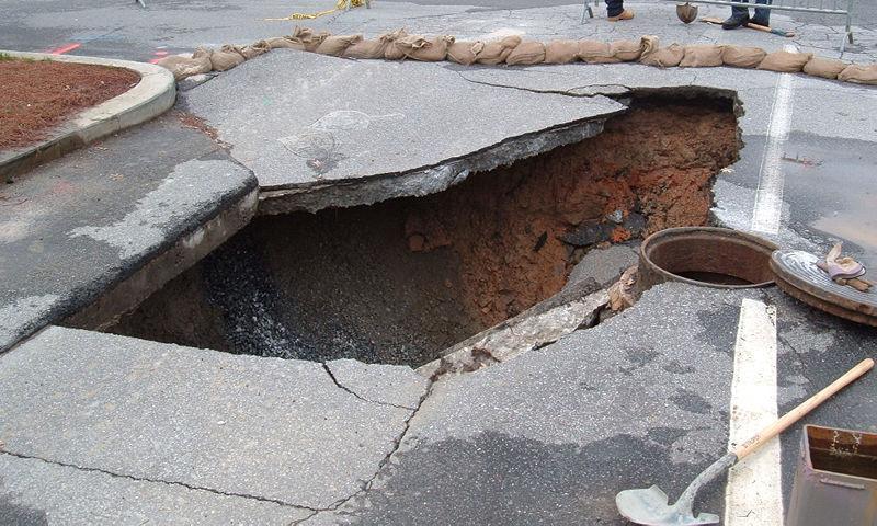 Why does TX not have subsidence/ sinkhole