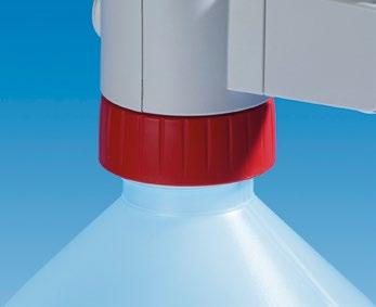 The telescopic filling tube can be adjusted smoothly to different bottle heights.