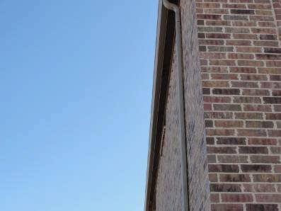 PROVIDE ADEQUATE OF SOFFIT VENTS TO MEET THE NET FREE VENT