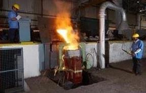 Plant facilities Melting & Pouring: 350 KW/500 KG & 500 KW/1000 KG induction furnace of Inductotherm
