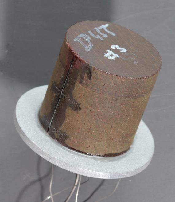Ablation sample for plasma wind tunnel tests Ablation sample Channel for wiring the thermocouples Aluminum back plate - Manufacturing of