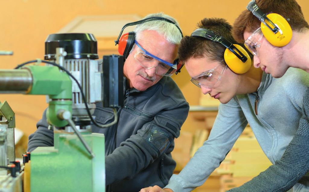 NEW TALENT OPPORTUNITY The Apprenticeship Levy scheme aims to create 3 million new Apprentices by 2020.