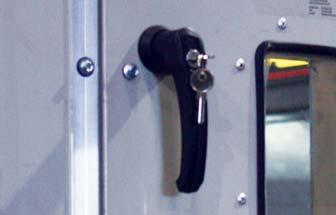 Allegis door handles (no thermal bridge) standard to prevent condensation on outer surfaces.