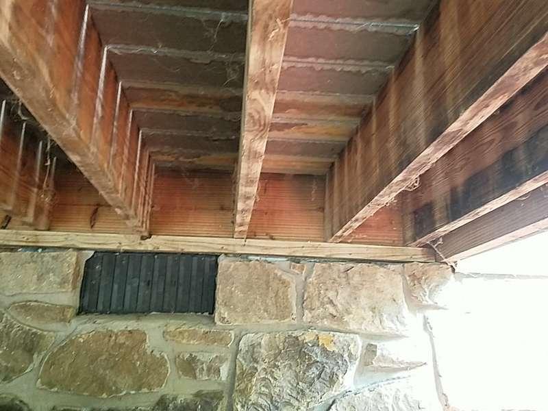 There were no visible bolts attaching the deck ledger to the home.