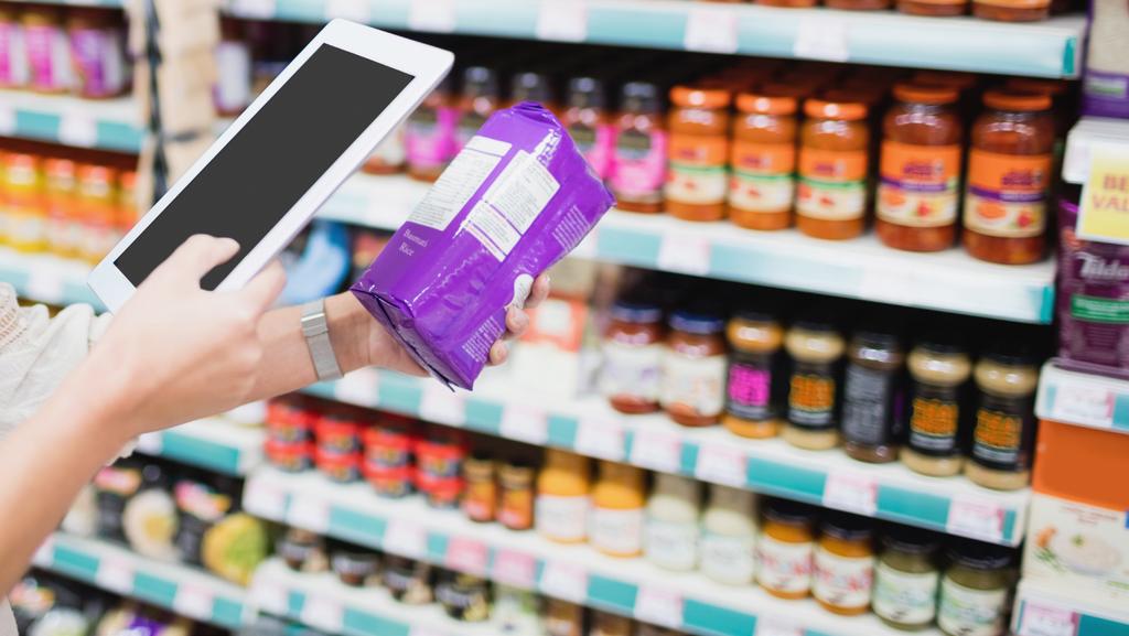 MAKING PRODUCTS TALK THROUGH SMART LABELS The relationship between brands and their consumers has always been sensitive to variables that go beyond the proposition of value versus price.