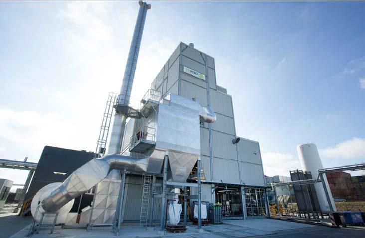 WAGA-ENERGY World 1st : based on 10 years development, WAGA-ENERGY has introduced the world s first unit to upgrade landfill biogas to biomethane, via membrane separation coupled with cryogenic