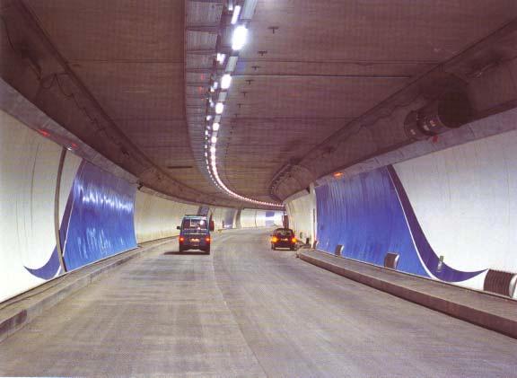 IMPROVING FIRE SAFETY IN TUNNELS THE CONCRETE PAVEMENT SOLUTION Cointe tunnel (link E25-E40) Liege,
