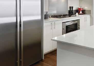 ensuite and bathroom Westinghouse 900mm stainless steel oven, gas