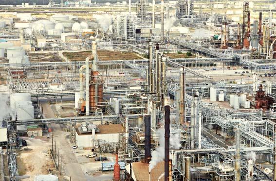 The power of ABB Ability to cut costs and reduces risk Chemicals: Intelligent engineering Sadara, Saudi Arabia, Site collaborative operations Customer s Situation: A number of integrated systems to