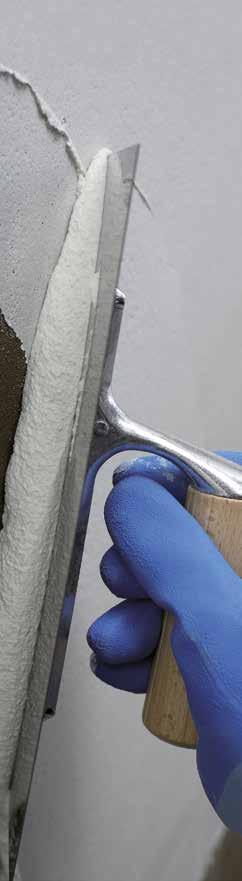 Planitop Smooth & Repair R4: Structural R4-class, rapid-setting, shrinkage-compensated, thixotropic, fibre-reinforced, cementitious mortar, applied in a single layer between 3 and 40 mm thick, for