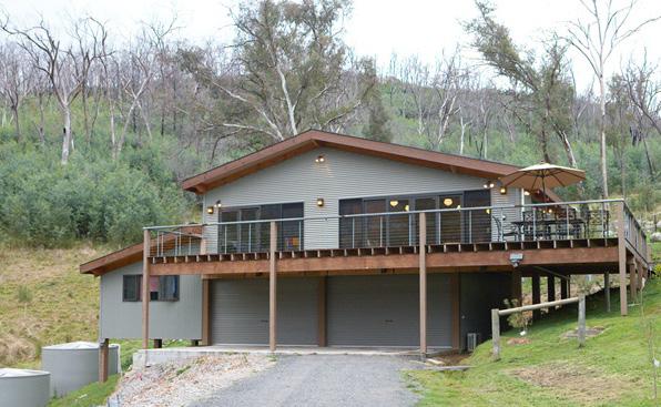 POST & BEAM Kit homes fully assembled or self-assembled Post & Beam offers kit homes which are designed to be built by anyone.