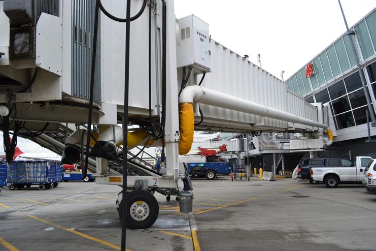 In order to work with the airplane air distribution system, the discharge temperature from the air handling units must be close to or below freezing.