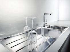 It s not without reason that stainless steel is the material of choice in places such as catering kitchens and hospitals where