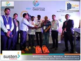 www.sscgj.in 4 Results C H A M P I O N 2 0 1 8 Mahindra Susten s Training centre at Mumbai, Maharashtra won the champions title. They Received trophy from Mr.