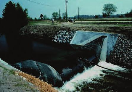 Drainage Water Management (554) Conserva on Prac ce Standard Overview Drainage Water Management (554) Drainage water management is the process of managing water discharges from surface and/ or