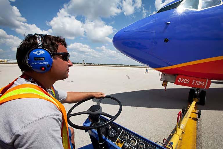2012 Southwest Airlines One Report // Planet // Environmental Impacts // Energy Use Measuring Our Environmental Impact: Energy Use 2012 Energy Consumption (MWh) 8 71,362,072 Jet fuel 34,410 Gasoline