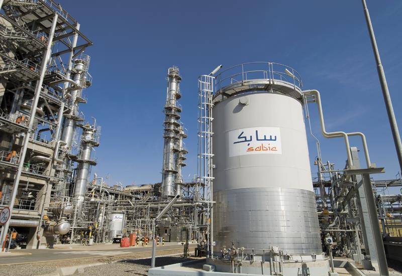 TECHNOLOGY DEVELOPMENT CO 2 UTILIZATION IN METHANOL PRODUCTION SABIC is developing a catalytic technology to reduce the poisoning effect of CO 2 on the